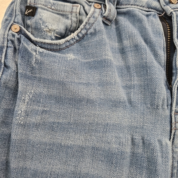 KanCan Distressed Jeans - Picture 5 of 8
